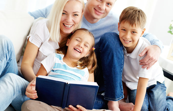 Családoknak, pároknak