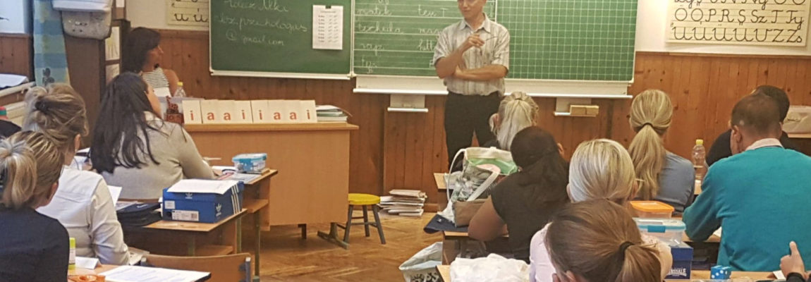 Villám Gyereknevelési Előadás egy általános iskolában