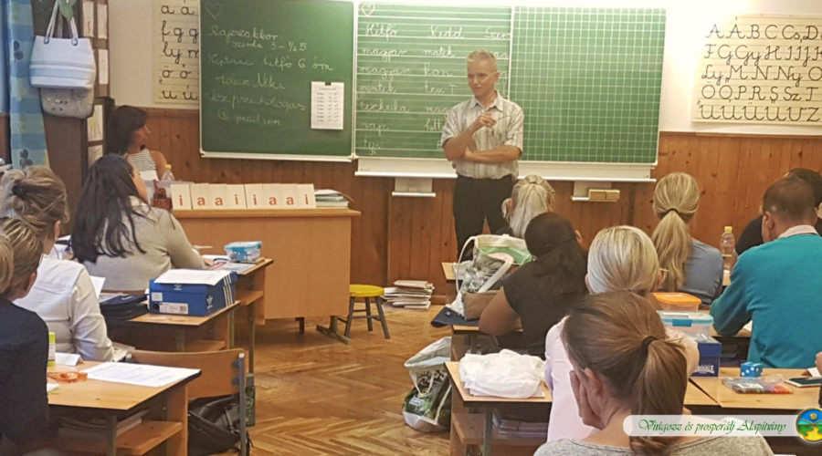 Villám Gyereknevelési Előadás egy általános iskolában