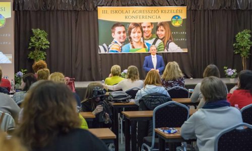 Közel 100 pedagógus vett részt országos konferenciánkon