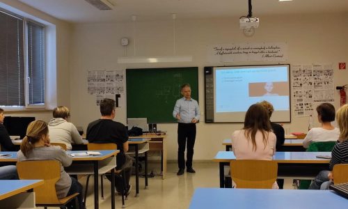 Egy tanárnő sikere az iskolai előadásunk után